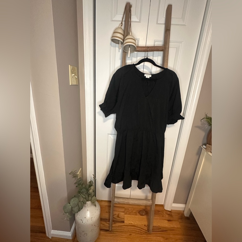 Chic Soul Black V-Neck Long Sleeve Ruffle-Hem Dress